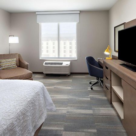Hampton Inn & Suites San Diego Airport Liberty Station Экстерьер фото