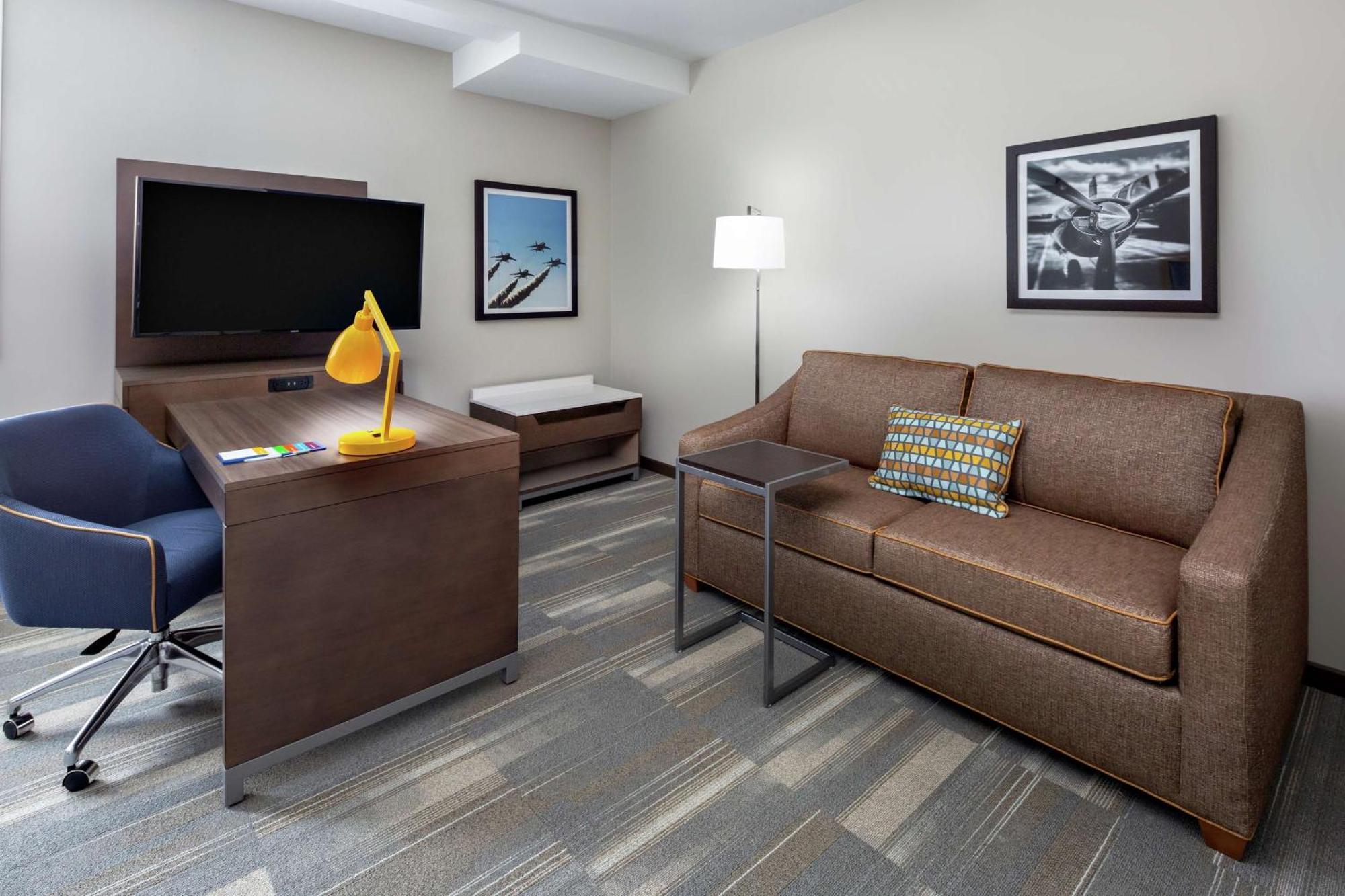 Hampton Inn & Suites San Diego Airport Liberty Station Экстерьер фото